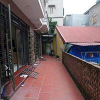 Cho thuê nhà riêng 4 tầng Thạch Bàn, Long Biên. 42 m. Giá: 10 triệu/ tháng. Lh: 0984.373.362