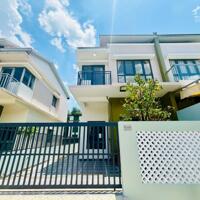 Ngộp nặng Bán gấp liền kề vườn tại Oasis City Bến Cát, giá tốt nhất thị trường - sang tên ngay