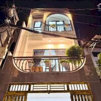 BÁN GẤP NHÀ ĐẸP 3 TẦNG - 37M2 - 4 PHÒNG NGỦ - QUANG TRUNG - HẺM THÔNG -  5.49 TỶ