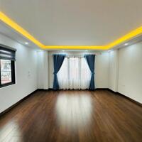 TRUNG TÂM CẦU GIẤY, MẶT NGÕ KINH DOANH ĐỈNH CHÓP - NHÀ ĐẸP VỀ Ở LUÔN - LÔ GÓC - NGÕ TO THOÁNG , BA GÁC TRÁNH 36m2 - 6T