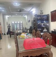 Nhà đường Trường Chinh, 125m2, 3 tầng, Hẻm rộng, nhà đẹp, chỉ 14 tỷ TL