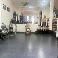 Nhà đường Trường Chinh, 125m2, 3 tầng, Hẻm rộng, nhà đẹp, chỉ 14 tỷ TL