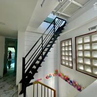 Bán nhà mặt tiền Trần Nhật Duật- Phước Hoà- Nha Trang. Full nội thất đẹp
