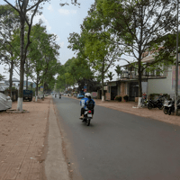 (Chính chủ) Cho thuê nhà nguyên căn cực rộng lớn Trung tâm thị trấn Phước An