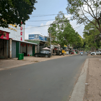 (Chính chủ) Cho thuê nhà nguyên căn cực rộng lớn Trung tâm thị trấn Phước An