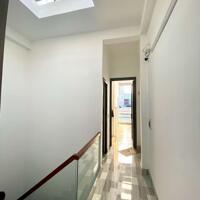 TRẦN THỊ CỜ QUẬN 12- NHÀ GIÁ RẺ 52M2, 3 TẦNG, HẺM XE HƠI, CHỈ 3 TỶ 950