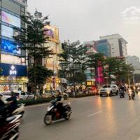 Em Cần Bán Gấp Tòa Nhà VP Công Ty Đường Dịch Vọng Hậu, Trần Thái Tông Cầu Giấy Diện Tích 168 m2, mặt tiền 10.02 m. xây 9 tầng giá 105 tỷ