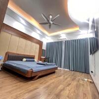 Bán Nhà Mặt Phố Trần Duy Hưng Cầu Giấy 60m5T MT5m Vỉa Hè 2 THOÁNG 20,5 Tỷ Trần Duy Hưng.