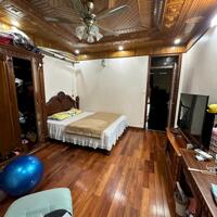 Bán Nhà Mặt Phố Trần Duy Hưng Cầu Giấy 60m5T MT5m Vỉa Hè 2 THOÁNG 20,5 Tỷ Trần Duy Hưng.