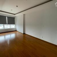 Bán căn hộ Sky Center, 3PN, 3WC, 139m2, Không Nội Thất  Giá : 7.5 Tỷ , bao hết , Liên Hệ : 0395737538