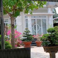 Cần bán BIỆT THỰ SANG TRỌNG trong khuôn viên đất rộng 2.400m2 sát DT 870 dẫn Cầu Rạch miễu 2.