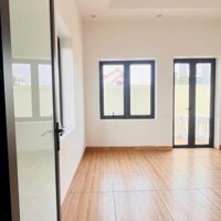 Bán nhà 3 tầng ngõ phố Yết Kiêu, ph Hải Tân, TP HD, 90.6m2, hướng tây bắc, 4 ngủ, chỉ 2.5x tỷ