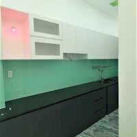 BÁN NHÀ QUẬN 10, NGAY CHỢ HOA HỒ THỊ KỶ, HẺM 4M THÔNG, 50M2 4PN 5WC, DT 22TR/TH, 8 TỶ HƠN