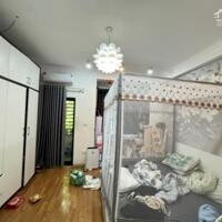 Bán nhà riêng Vạn Phúc,  Ba đình, 48m2, 5 tầng, ô tô tránh, kinh doanh. Giá 18.3 tỷ