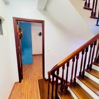 Bán nhà 42m2 quận Nam Từ Liêm chỉ 7.x tỷ, Lô góc, Gần oto, Đầy đủ tiện ích, Tặng full nội thất