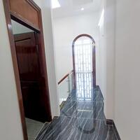 Bán nhà trệt lầu hẻm 391 đường 30/4 , Hưng Lợi
