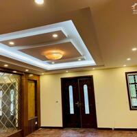 Cho thuê nhà riêng 5 tầng 70m/s tại Phố Việt Hưng, Long Biên, Hà Nội.