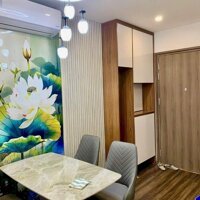 Cho thuê căn hộ 2 ngủ lô góc toà Lotus Hoàng uy Commerce