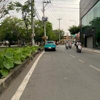 Bán nhà cách quận1 chỉ 15 phút, lộ xe tải thông Võ Văn Kiệt, 4 tầng - 54m2, 5.9 tỷ