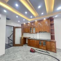 BÁN NHÀ NGUYỄN ĐÌNH HOÀN CẦU GIẤY NHÀ MỚI 6 TẦNG THANG MÁY Ô TÔ - KINH DOANH 15 TỶ