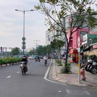 Bán nhà đúc 5 tầng mặt tiền Phạm Văn Đồng, bên cạnh TTTM GiGa Mall, phường Hiệp Bình Chánh