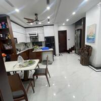 Phố Tôn Thất Tùng Gara ô tô, mặt ngõ thẳng tắp 20m ra phố - 2 thoáng trước sau