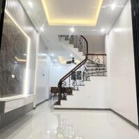 Bán nhà phố Bùi Xương Trạch 44m2 ngõ oto tránh giá chỉ có 8,1 tỷ