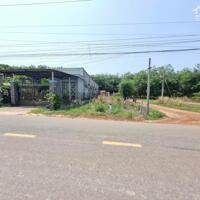 342m2 thổ cư. 2 mặt tiền nhựa, gần cổng KCN. 1,95 tỷ