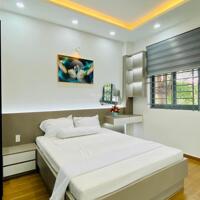 Siêu Hiếm, P4 _ Gần Sân Bay TSN. DT: 6.5x7.8m, HXH Nhà 3 Tầng còn mới. GPXD: 2 Tầng+ ST. Chỉ 5.9 tỷ