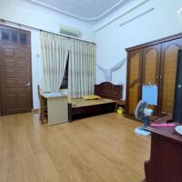Bán nhà phân lô phố Mac Thái Tổ Cầu Giấy nhỉnh 20 tỷ. Ô tô vỉa hè kinh doanh