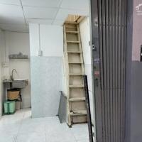 Nhỉnh 1 tỷ có nhà 3 tầng ÂU CƠ SHR hoàn công, cho thuê 5trieu/ tháng