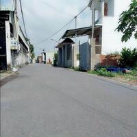 Bán nhà TP. Biên Hoà,1 trệt 1 lửng, 125m2, sân oto, đường nhựa 5m, gần chợ chỉ 2,1 tỷ