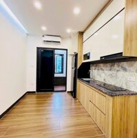 Bán gấp biệt thự Mễ Trì Hạ, Nam Từ Liêm Hà Nội. đối diện Kengnam giá 59,9 tỷ với diện tích 180m2 mặt tiền 12m xây 4 tầng đẹp view vườn hoà, đường hè rộng ô tô đỗ ngày đêm, gần chợ, trường học,công viên….