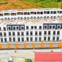 Chưa bao giờ sở hữu liền kề 4 tầng Sapa dễ đến thế. Chỉ 5,8x tỷ trung tâm thị xã Sapa