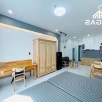 STUDIO FULL NT NHƯ HÌNH CÓ MÁY GIẶT RIÊNG KẾ BÊN TÂN SƠN NHẤT.