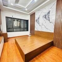 Bán nhà mặt phố Kim Đồng 129m2 mặt tiền to vị trí đẹp thang máy 85 tỷ