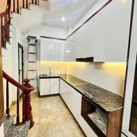 Bán nhà mặt phố Kim Đồng 129m2 mặt tiền to vị trí đẹp thang máy 85 tỷ