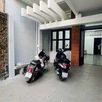 Cho Thuê Nhà 4 Tầng, 4Pn, tại Hoàng Việt,P4,Tân Bình, 25Tr/Th