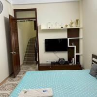 Cho thuê nhà Phố Chùa Hà 4.5 tầng, 25m2, 3 ngủ, VP kết hợp ở gia đình 14 Triệu