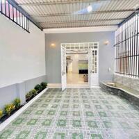 Bán nhà sát chợ Thanh Hoá, Trảng Dài, nhà đẹp, sân oto chỉ 1ty990