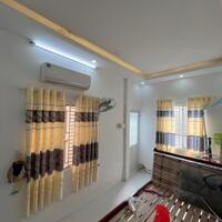 ( CAFE 25 TRIỆU ) Bán nhà lầu hẻm 137 Hoàng Văn Thụ