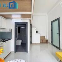 Duplex ban công lớn, full nội thất ngay khu Etown Cộng Hoà 