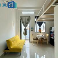 Duplex ban công lớn, full nội thất ngay khu Etown Cộng Hoà 
