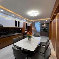 Đẹp lung linh! Nhà 5 tầng DT 4x20, HXH thông 6m ngay Lê Đức Thọ, full nội thất cao cấp, thang máy