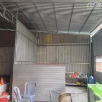 Thuê Mặt Tiền Kinh Doanh + Kho xưởng QL1A, Có bãi đậu xe rộng