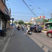 Do ở xa HCM nên tôi cần bán chính chủ lô đất 12mx45m, đường trước đất rộng 12m, 7xxtr