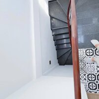 Nhà Đẹp Ở Luôn Khương Đình, Thanh Xuân 32m, 5 tầng, mt 3.8m, giá 6.68 tỷ.