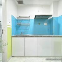  CĂN HỘ CÓ CỬA SỔ LỚN FULL NT QUẬN 10