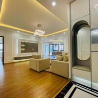 Bán Căn Hộ Chung Cư Mặt Phố Hoàng Đạo Thuý- Cầu Giấy- Đẹp Long Lanh- 151m2^3PN^3WC- 10 Tỷ