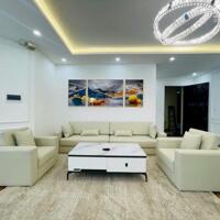Bán Căn Hộ Chung Cư Mặt Phố Hoàng Đạo Thuý- Cầu Giấy- Đẹp Long Lanh- 151m2^3PN^3WC- 10 Tỷ
